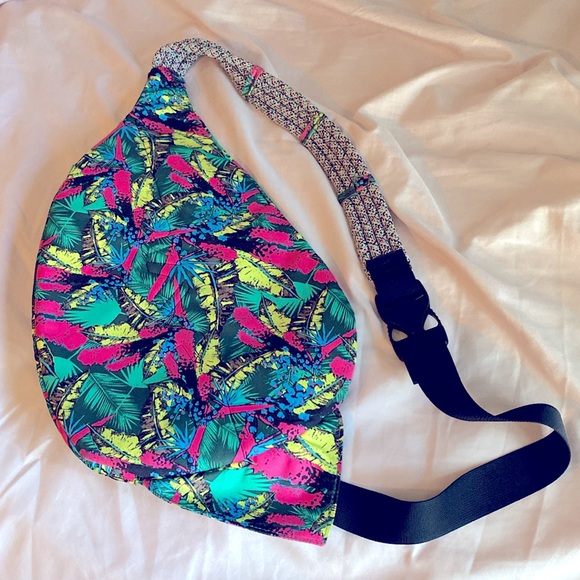 KAVU Tropical Bright Palms Beach Travel Hiking Sling Backpack - Picture 8 of 13
